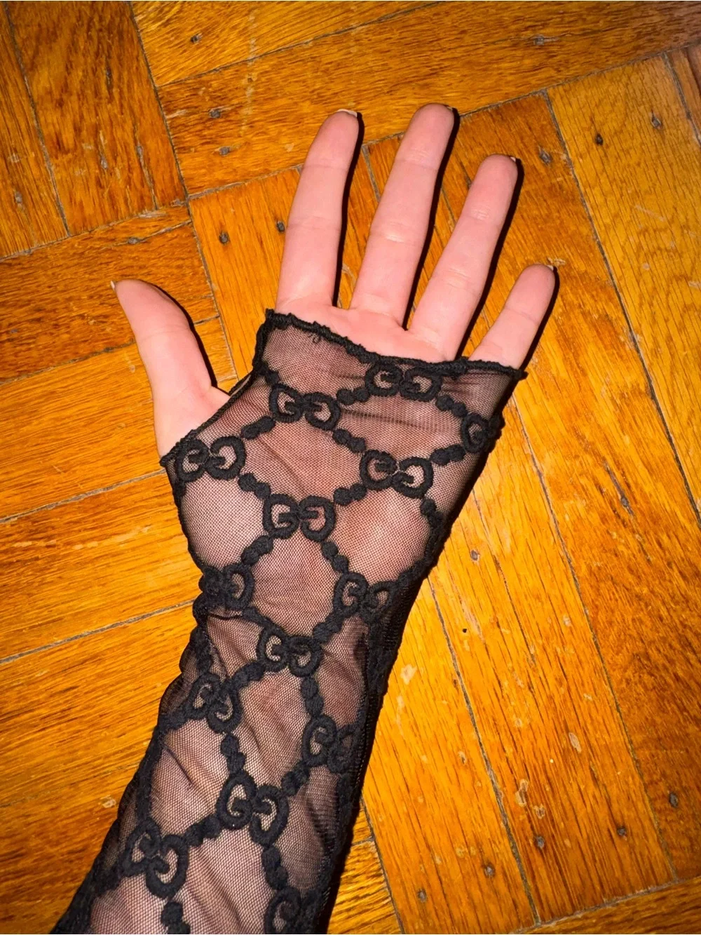 Gucci Black Long-Sleeve Lace Mesh Top - Picture 4 of 12
